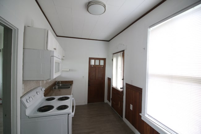 Building Photo - 49 Parah Dr Rental