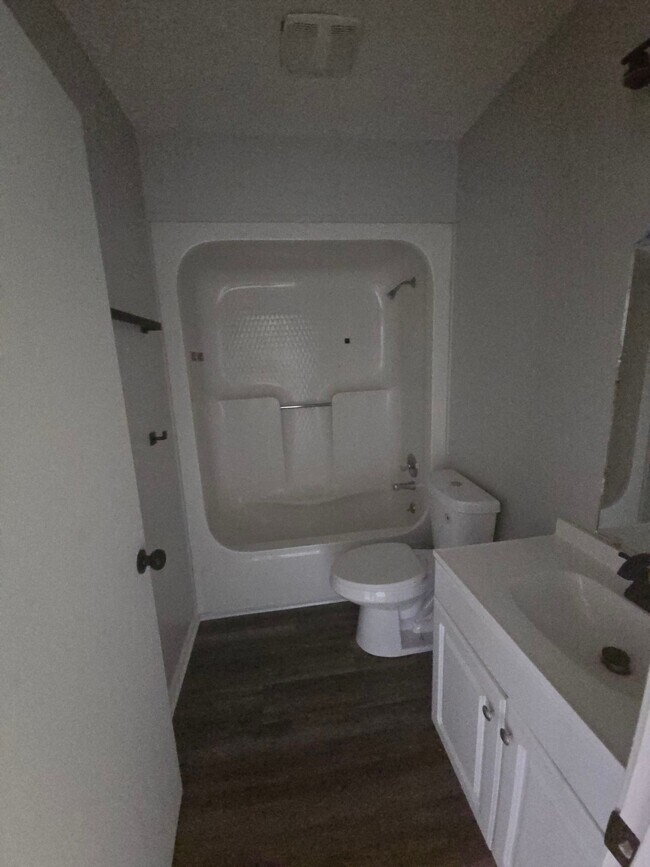 Photo - 207 Highland St