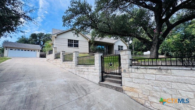 Photo - 3330 Bob White Ln