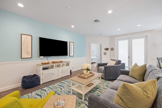 Photo - 551 91st Ave N Unit SI ID1504170P