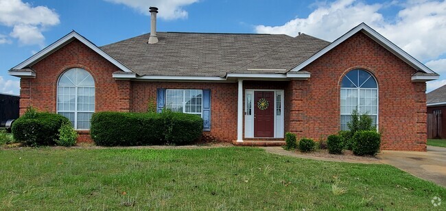 Building Photo - 826 Bluegrass Dr Rental