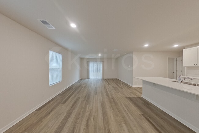 Photo - 113 Inez Ave