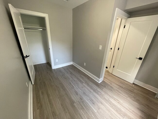 Unit 2R - 26 Yale Ave Unit 2R