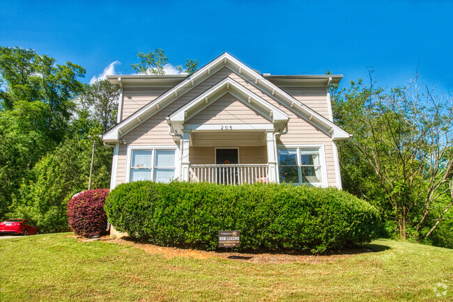 Building Photo - 205 Mandy Dr Rental