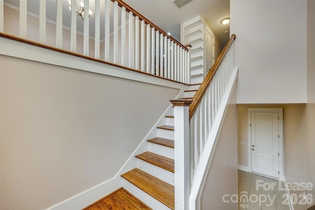799 Herrons Ferry Road