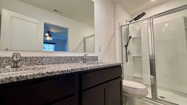 Photo - 333 Emma Victoria Wy