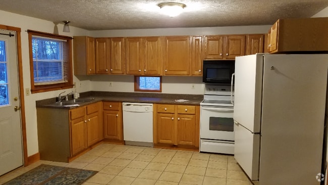 Building Photo - 22 B Weymouth Rd Rental