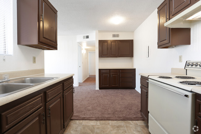 Interior Photo - Shadow Ridge Apartments