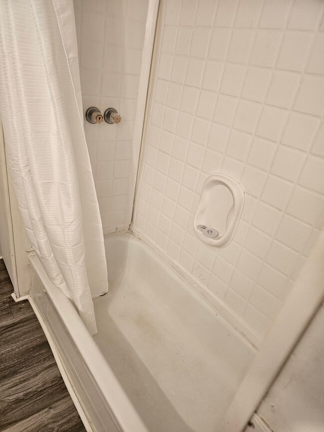 Photo - 1223 Hickory Ave