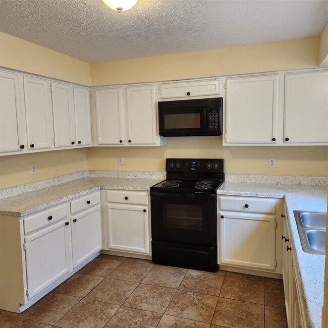 Photo - 10013 Spring Pl Dr