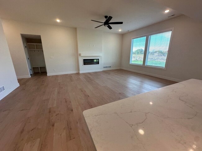 Photo - 5317 Makana Ln