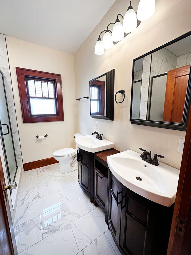 Building Photo - 44 Drew St Unit APT 1