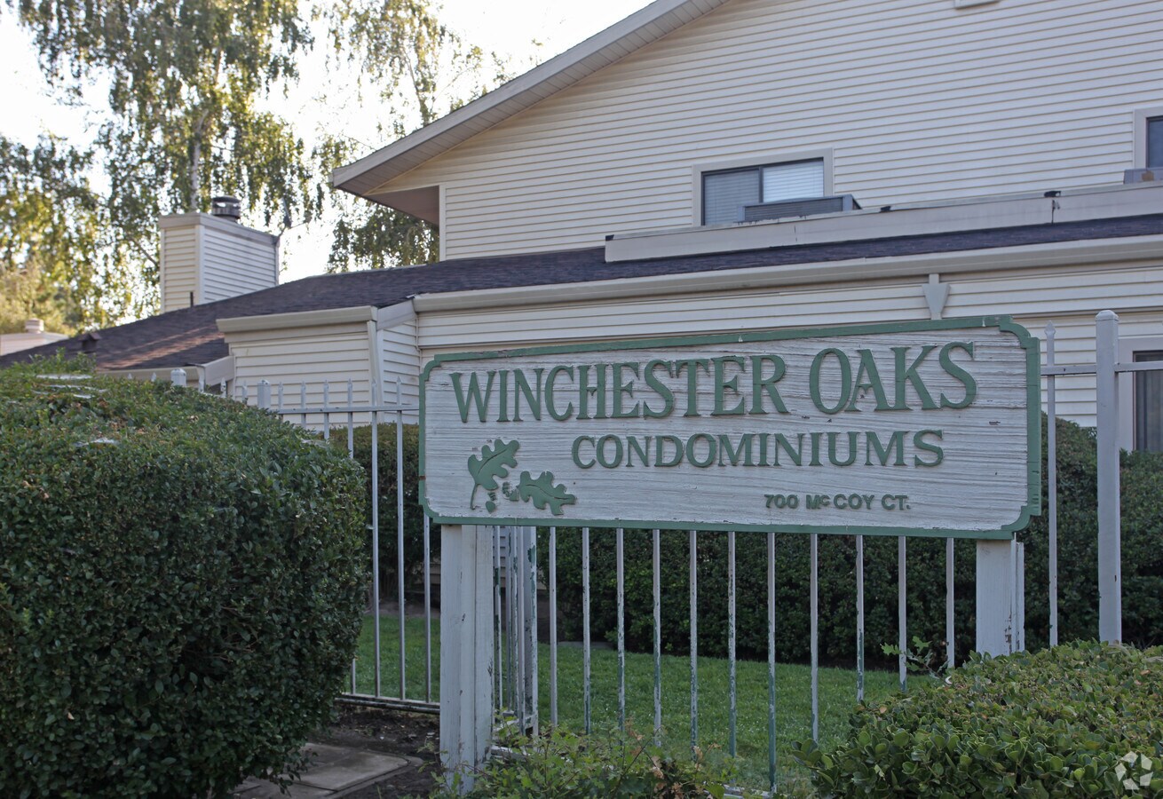 Photo - Winchester Oaks Condominiums