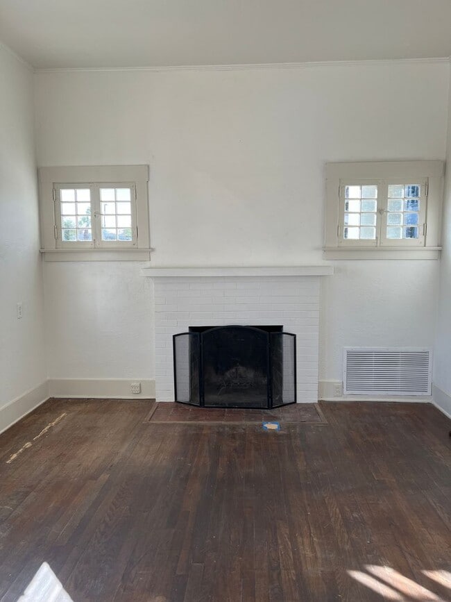 450 S 2nd Ave