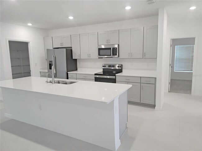 Photo - 225 Aquamarine Ln