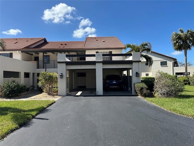Building Photo - 760 Avenida Estancias Unit 217