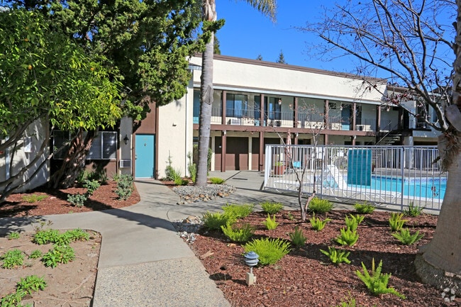 Moorpark Garden Apartments
