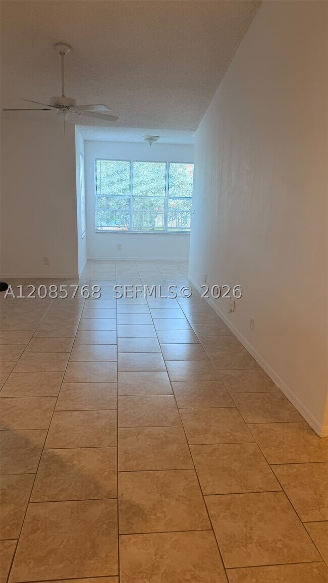 Photo - 3350 Pinewalk Dr N Unit 1427