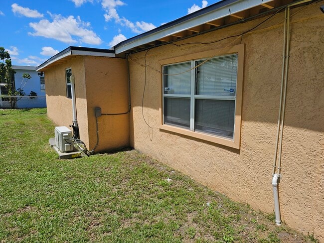 Photo - 603 Doby Ave