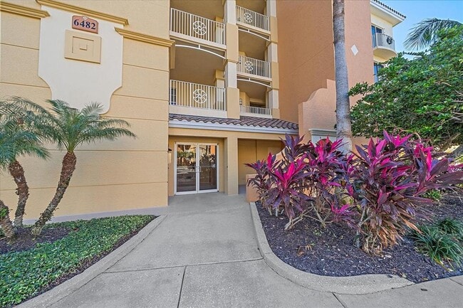 Photo - 6482 Water Crest Way Unit 204