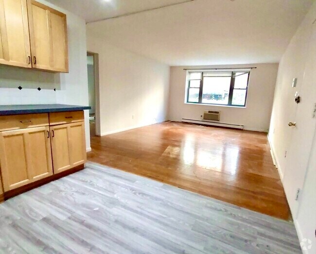 Building Photo - 70 Jamaicaway Unit 8 Rental