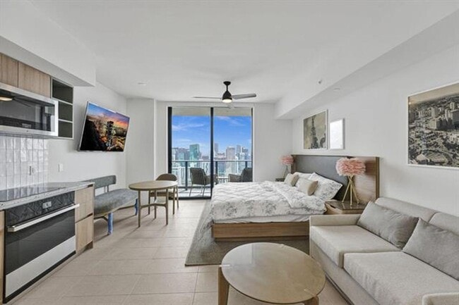 Photo - 159 NE 6th St Unit 159 NE 6th Street St # 4712