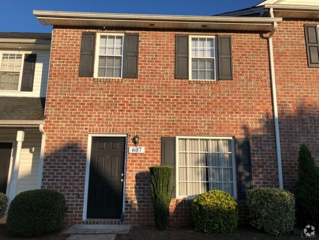 Building Photo - 607 Capstone Dr Rental