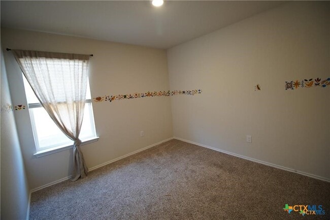 Photo - 2954 Brogan Creek