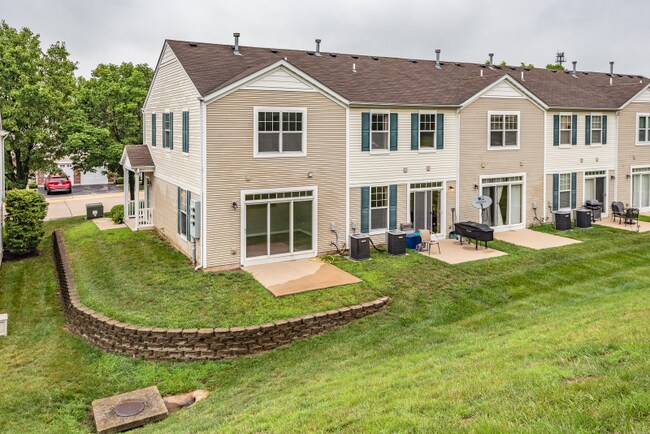 Photo - 4839 Heritage Heights Cir