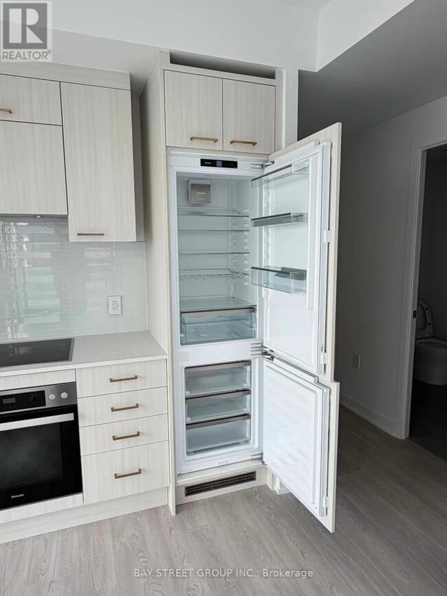 Photo - 634 Church St Unité 2003