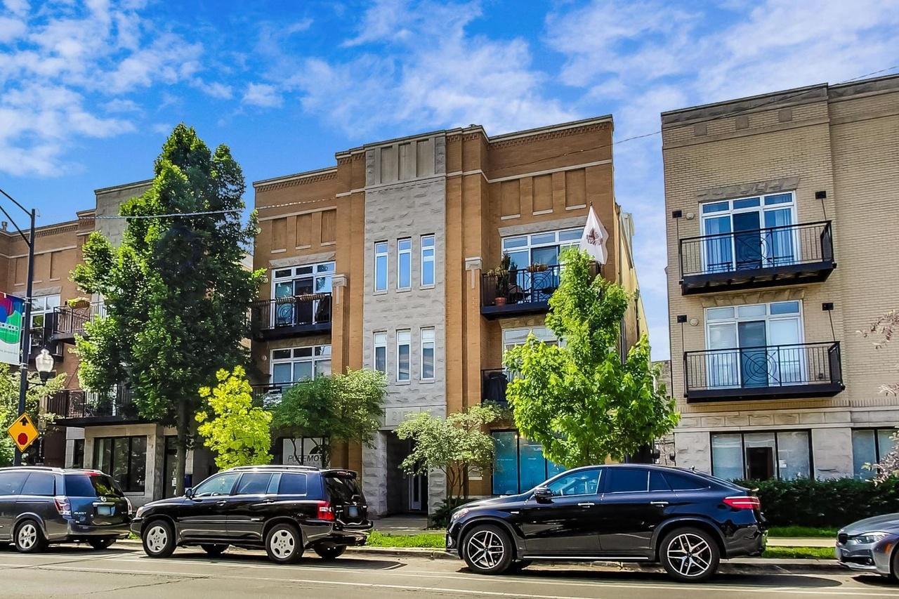 Photo - 2151 W Roscoe St Condo Unit 2E