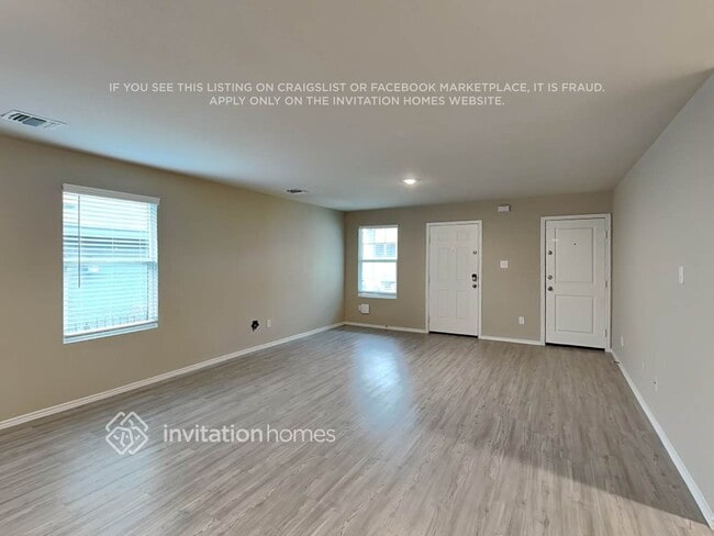 Photo - 7319 Avila Vis