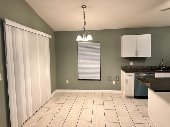 Photo - 318 NW 8th Terrace