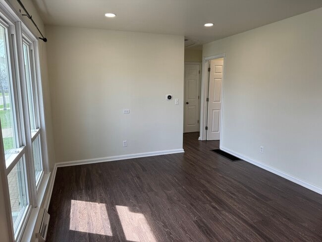 Photo - 2319 Pinehurst St