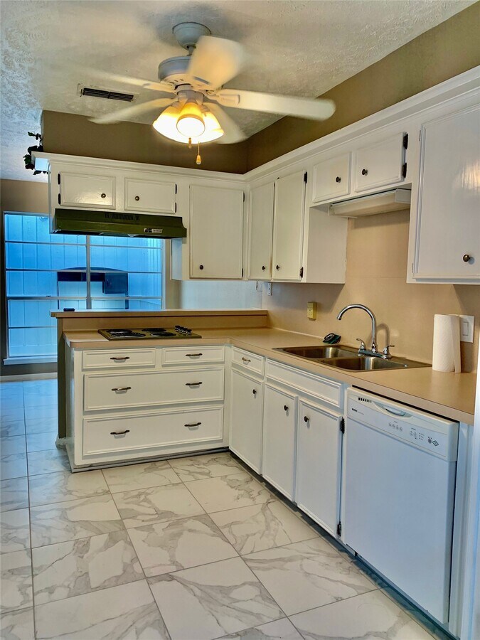 Photo - 11455 Sabo Rd