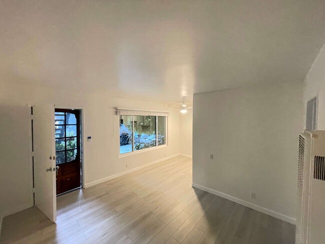 Photo - Navy Street Apartments