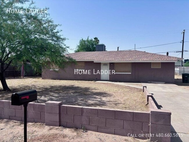 Building Photo - 1192 E Rodeo Rd Rental