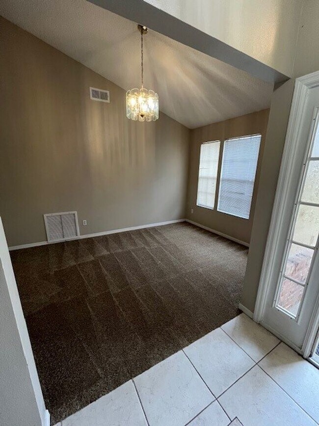 Photo - 1/2 off First Month of Rent! **4/2 in Copp...
