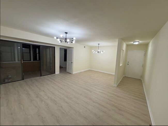 Photo - Columbia Condo