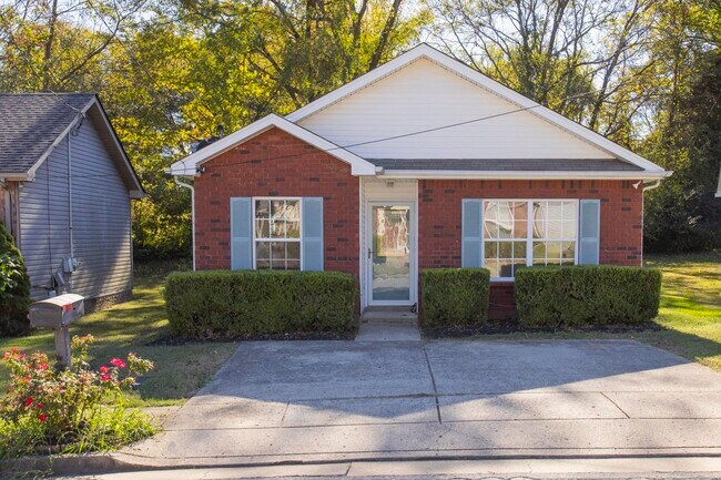 Photo - 2029 Williams Valley Dr