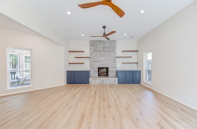 Photo - 14207 Stokesmount Dr