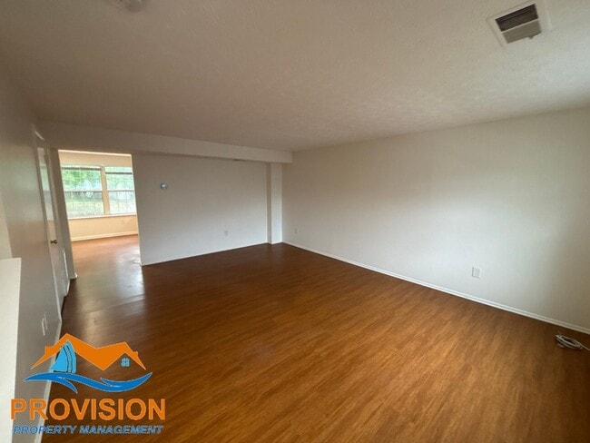 Photo - 6459 Grafton Garth Ct