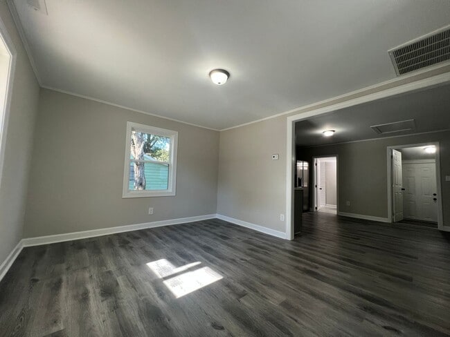 Photo - AVAILABLE TO SHOW!!!