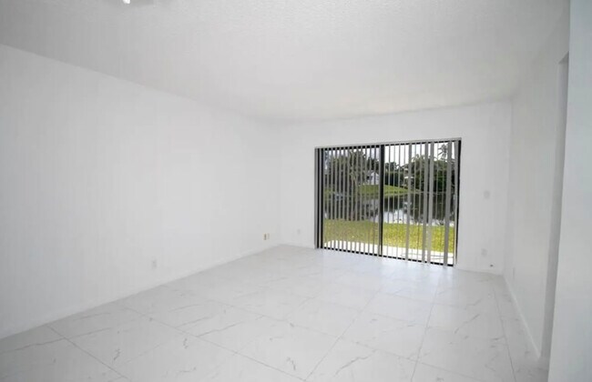 11430-11442 Building Coral Springs