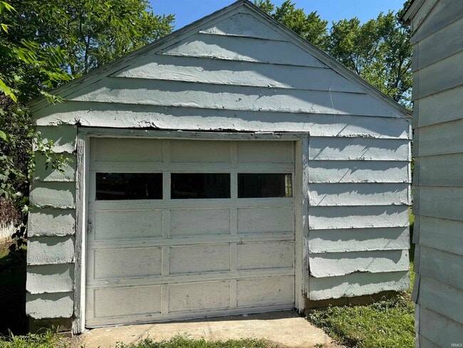 Photo - 2110 E Yale Ave