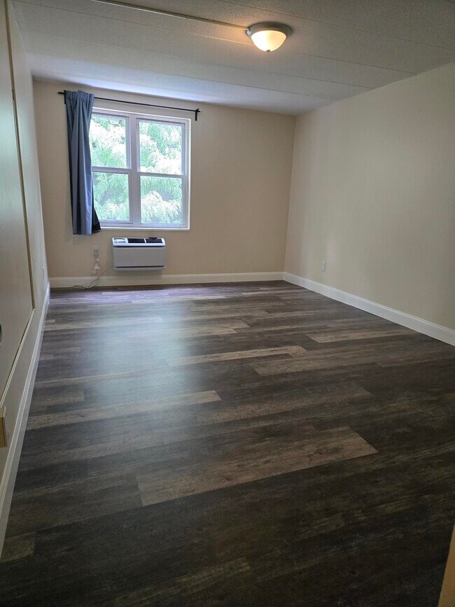 Photo - 685 Prospect Ave Unit 2B
