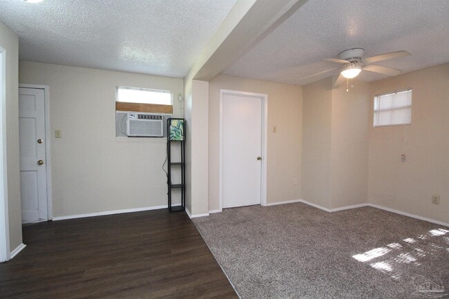 Photo - 5 Edgewood Cir