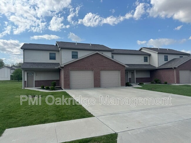 Building Photo - 719-779 Meadow Glen Ave. Unit 729