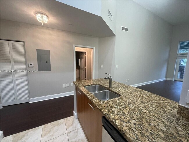 Photo - 510 NW 84th Ave