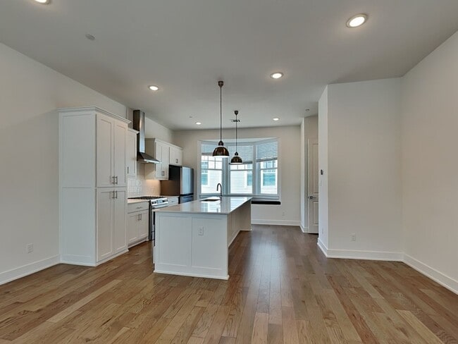 Photo - 645 N Tyler St Unit 302